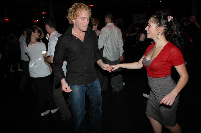 min 2007 11 10 fous swing 433